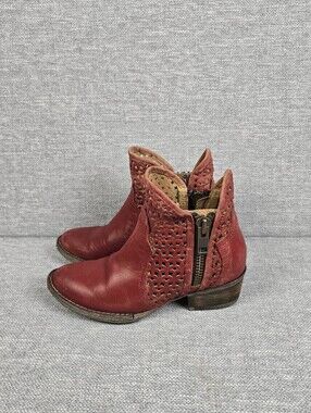 Circle G By Corral Womens Red Cutout Shortie Boots Sz 6